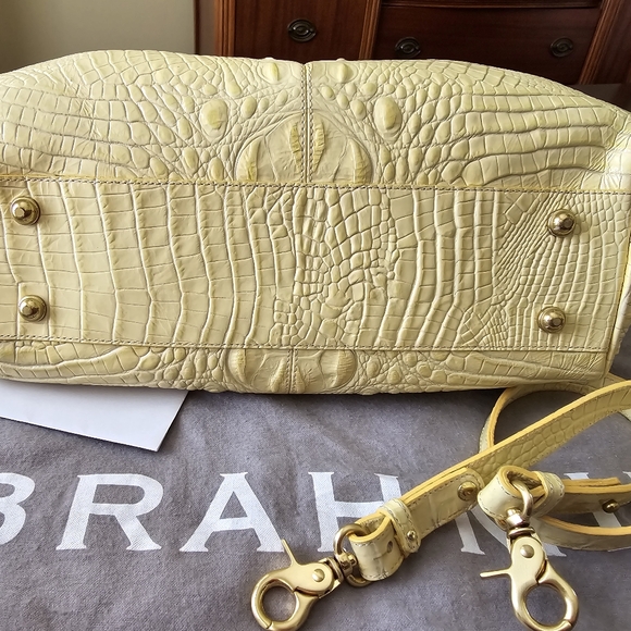 Brahmin purse - Picture 4 of 5